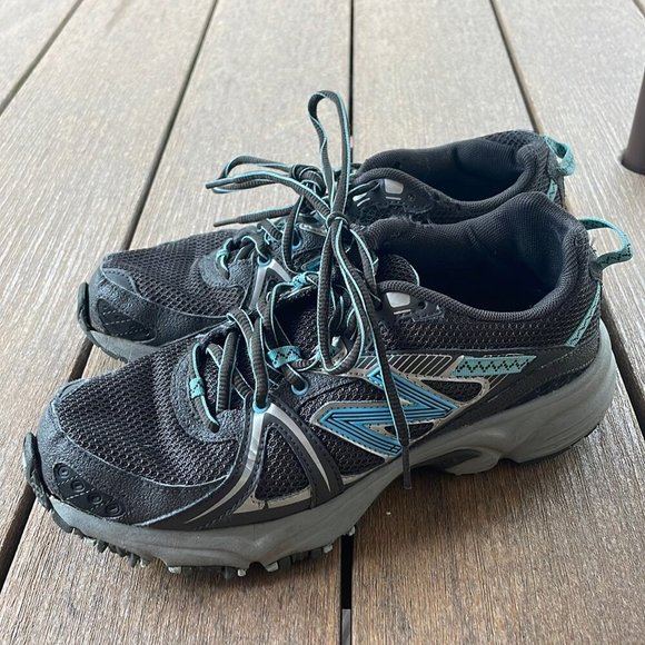 New balance trail running sneakers gray/blue size 7.5 - Picture 1 of 6